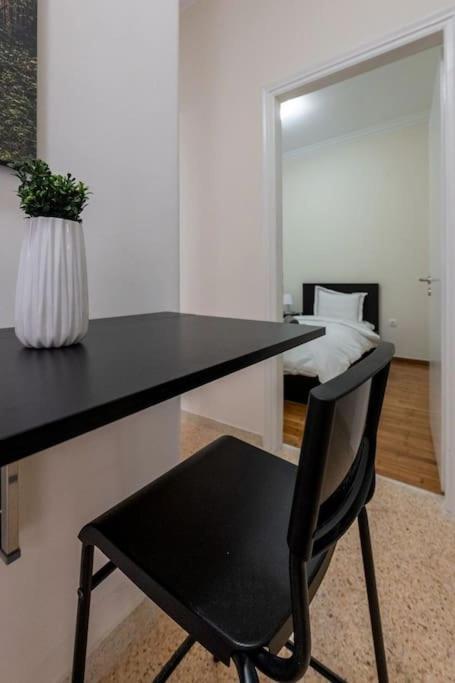 Kerameikos 2 Bedroom Apartment Athens Ngoại thất bức ảnh